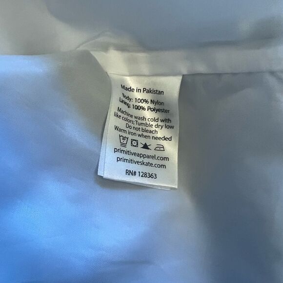 Primitive Skateboarding All-Terrain Division White and Gray Jacket M. - Picture 4 of 6